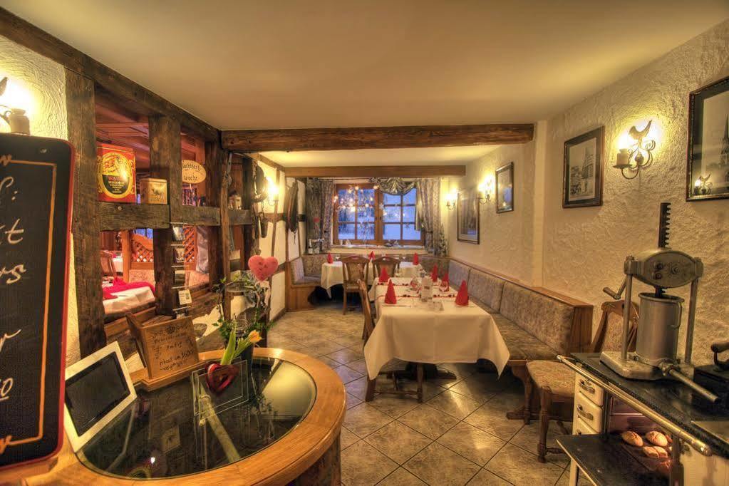 Hotel Zur Krone Ronneburg  Екстериор снимка